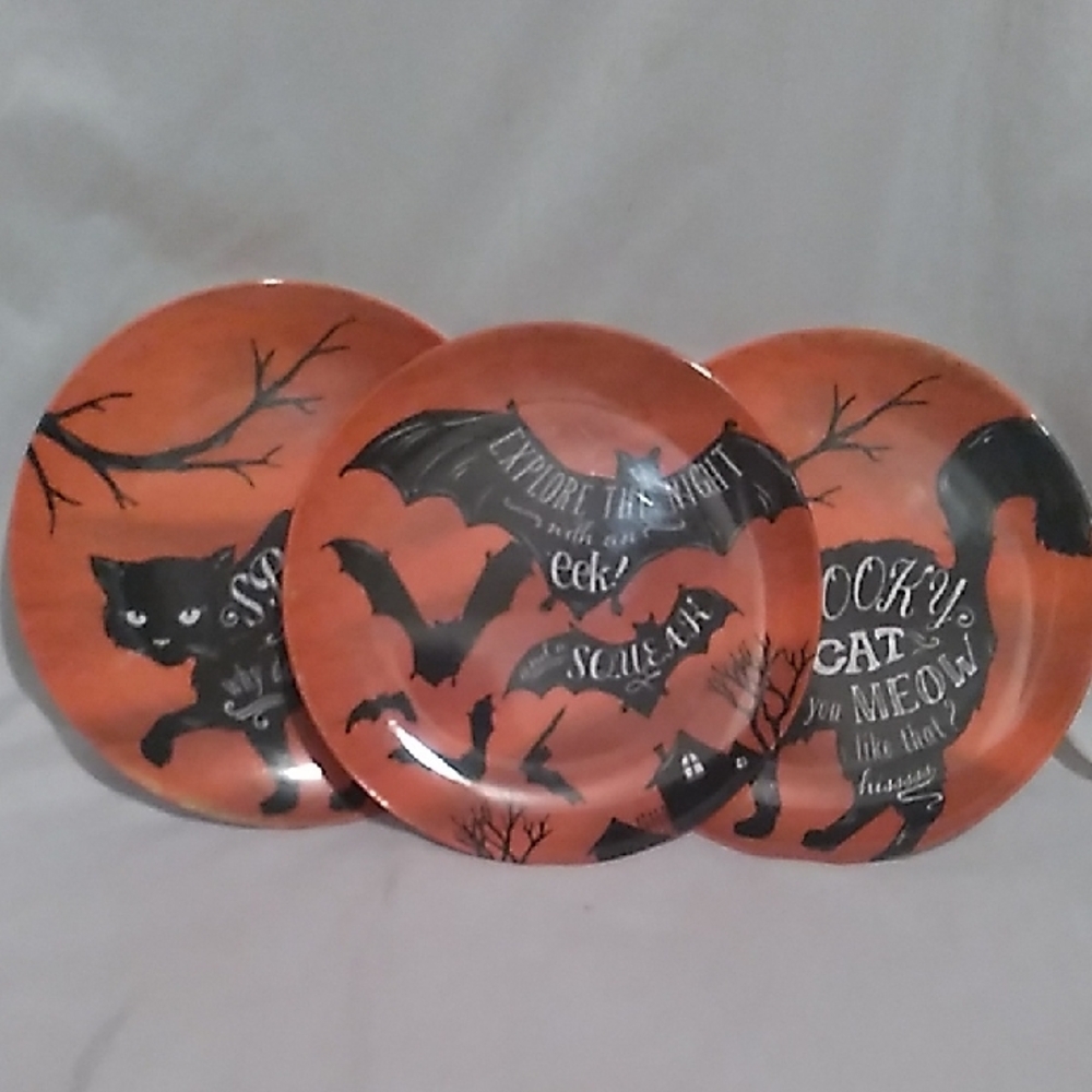 Pottery Barn Kids - 3 Vintage 9" Halloween Dinner Plates - Orange & Black (B5)
